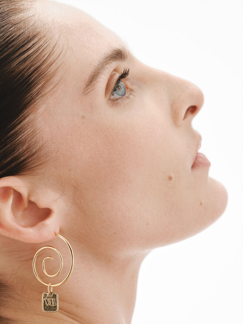 925 silver charm bathed in 18k yellow gold with number 7 image number 1