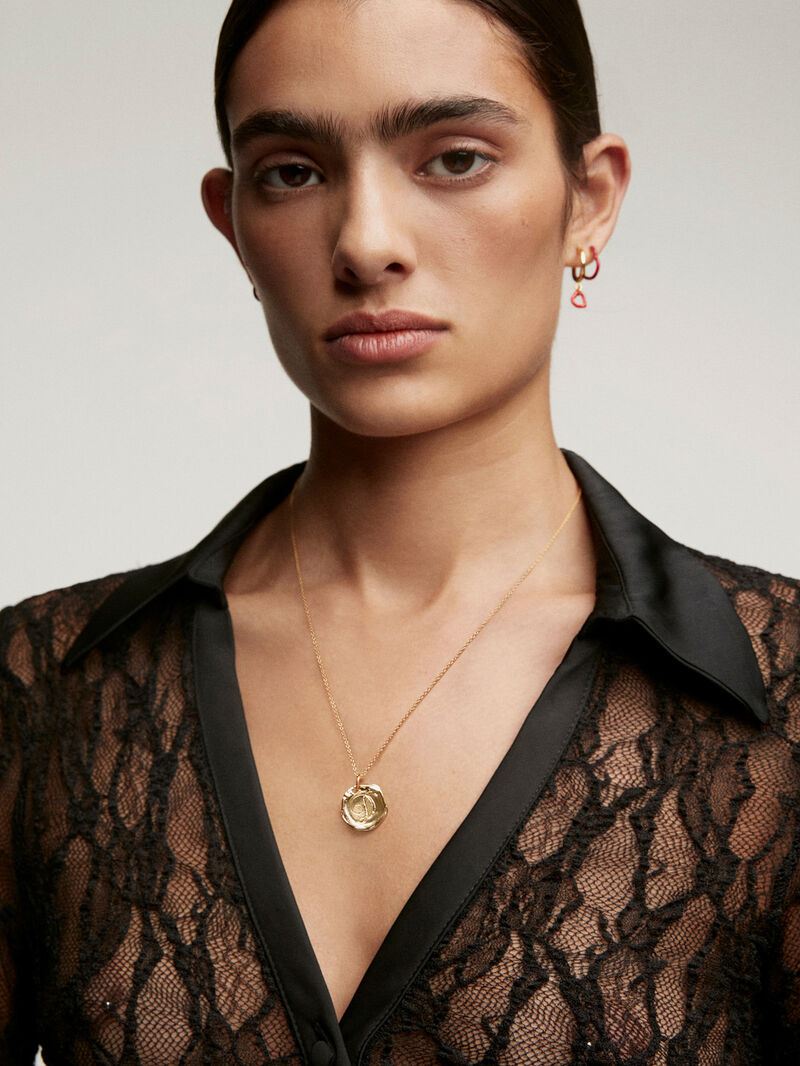 Handcrafted 925 silver charm bathed in 18K yellow gold with the initial E. image number 5
