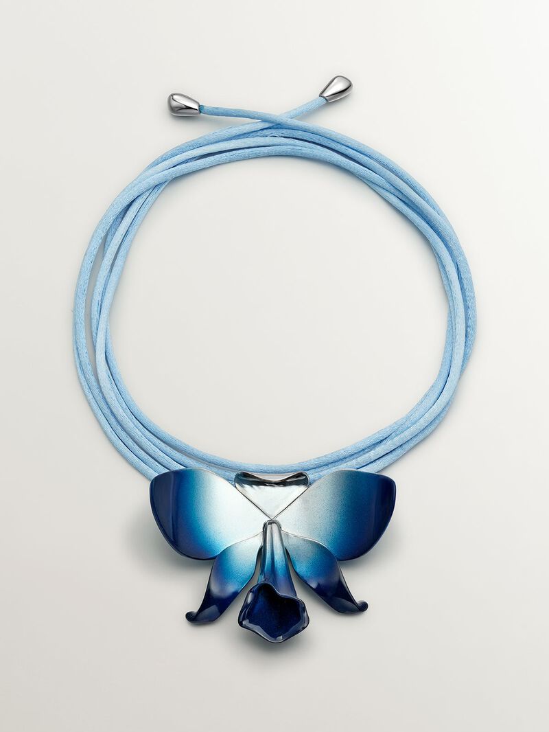 Cord and 925 silver necklace in the shape of an orchid, gradient blue enamel and polished effect image number 1