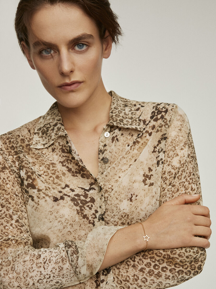 Gold plated hollow star bracelet , J01373-02, hi-res