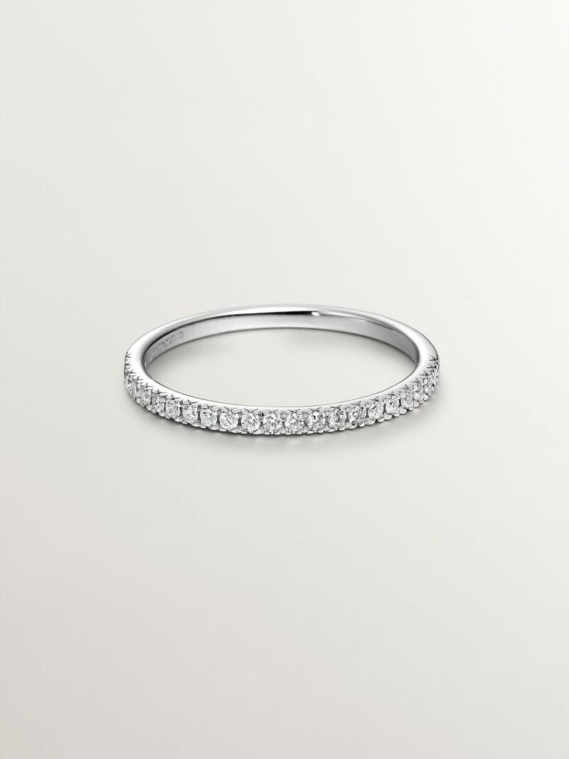 18K white gold ring with brilliant cut diamonds image number 2