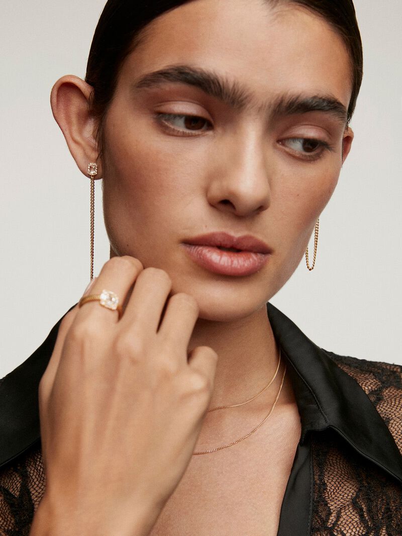 925 Silver barbed chain earrings coated in 18K yellow gold with topazes. image number 5