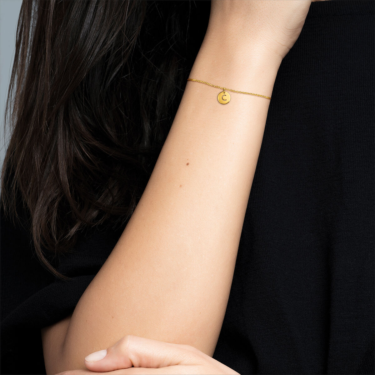 Gold-plated silver C initial medallion charm  , J03455-02-C, hi-res