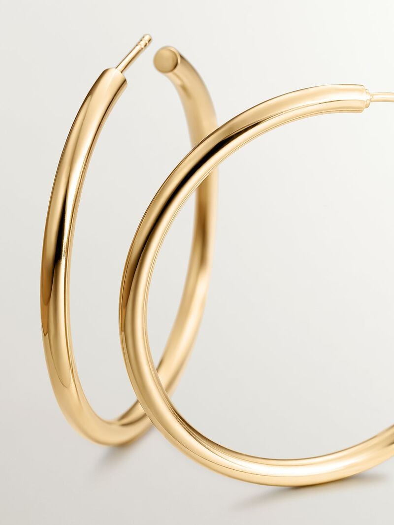 Large hoop earrings made of 925 silver, coated in 18K yellow gold. image number 4