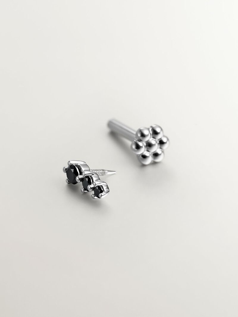 18k white gold piercing with black diamonds image number 2