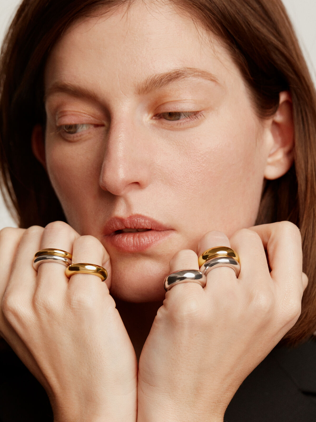 Thick cartier ring deals