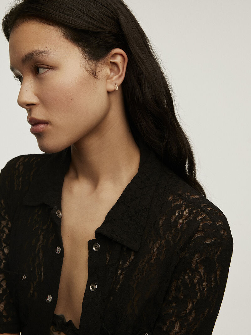 Individual 9K yellow gold earring with chain tassel. image number 3