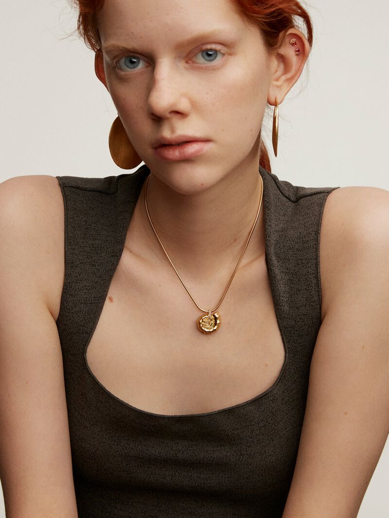 925 silver charm plated in 18K yellow gold with blue enameling and white topazes shaped like a shell. image number 5
