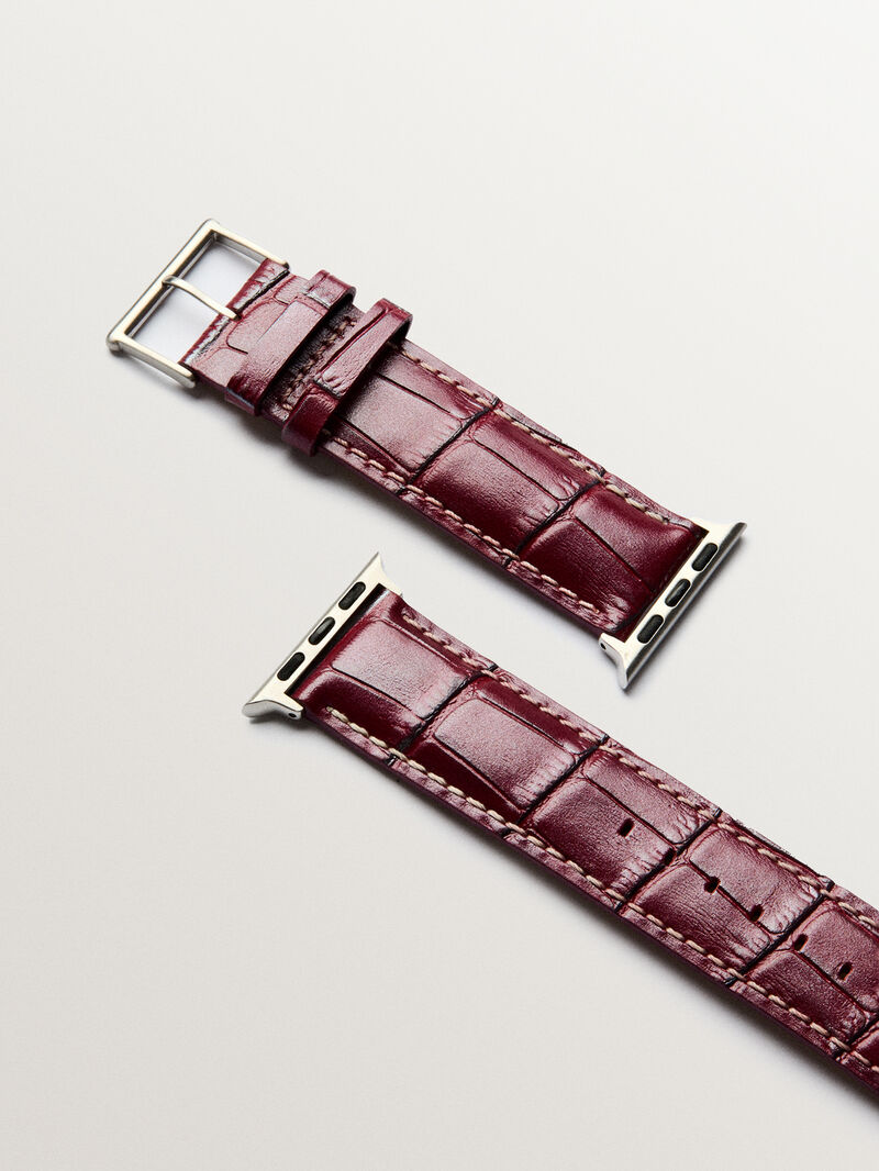 Garnet leather Apple Watch band image number 4