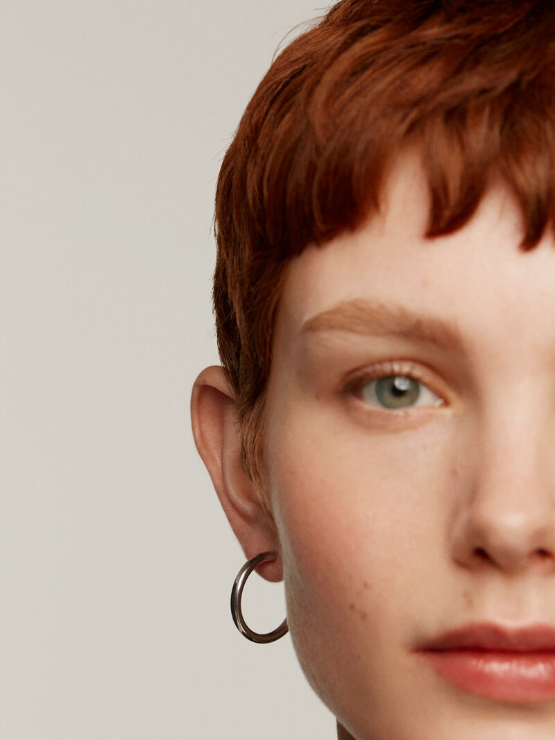 Medium-sized 925 silver hoop earrings image number 1
