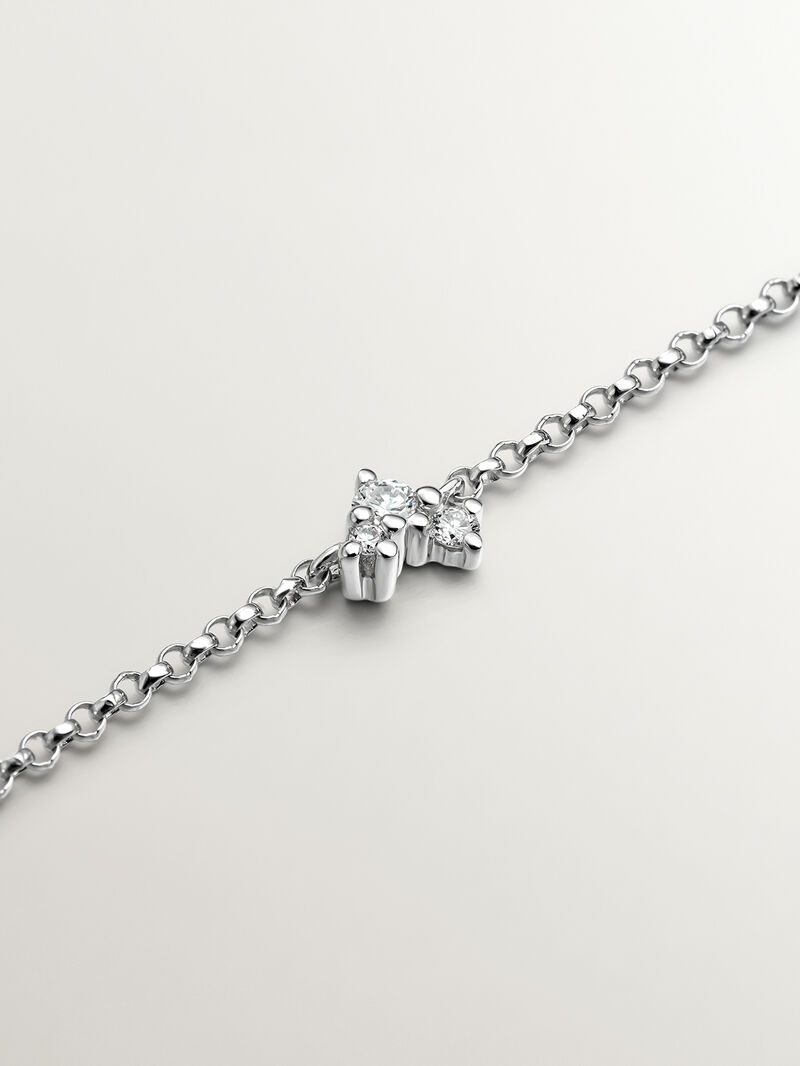 9K White Gold Rolo Link Bracelet with 3 Diamonds image number 4