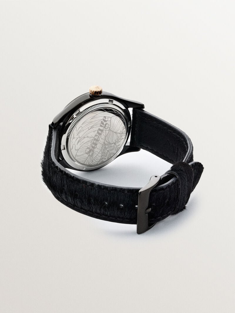 Savage watch with fur effect leather strap and black dial with lion detail image number 2