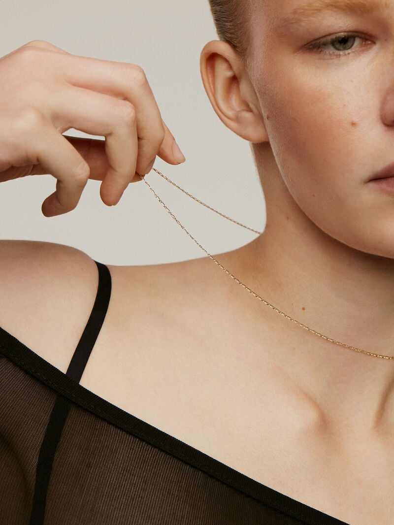 Fine chain of combined links in 9K yellow gold. image number 3