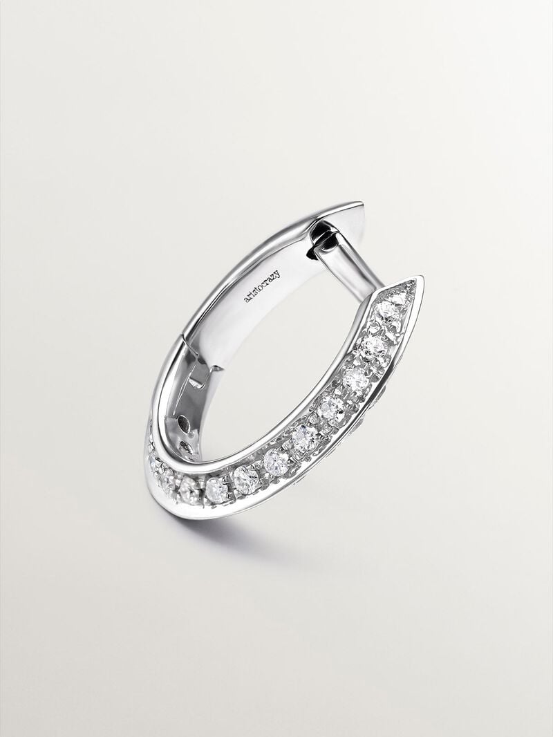 Individual small hoop earring in 18K white gold with 0.07cts diamonds. image number 4