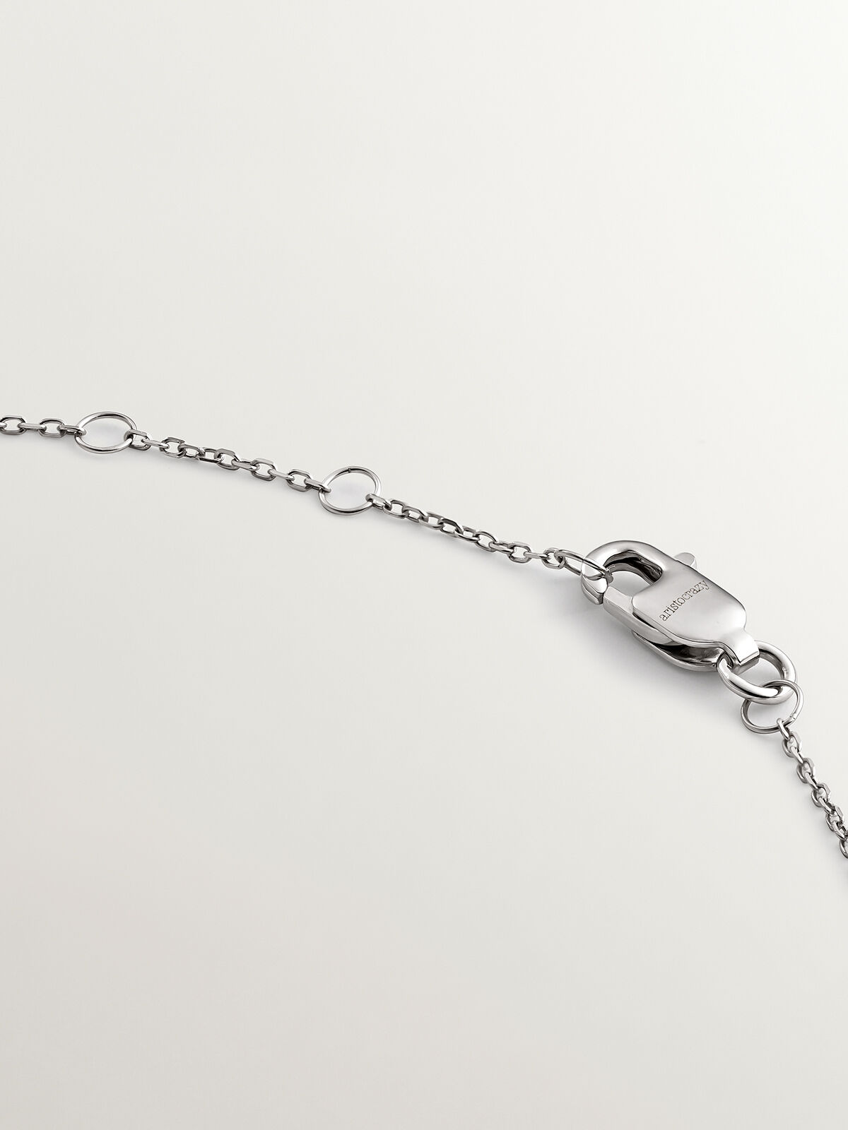 9k white outlet gold chain