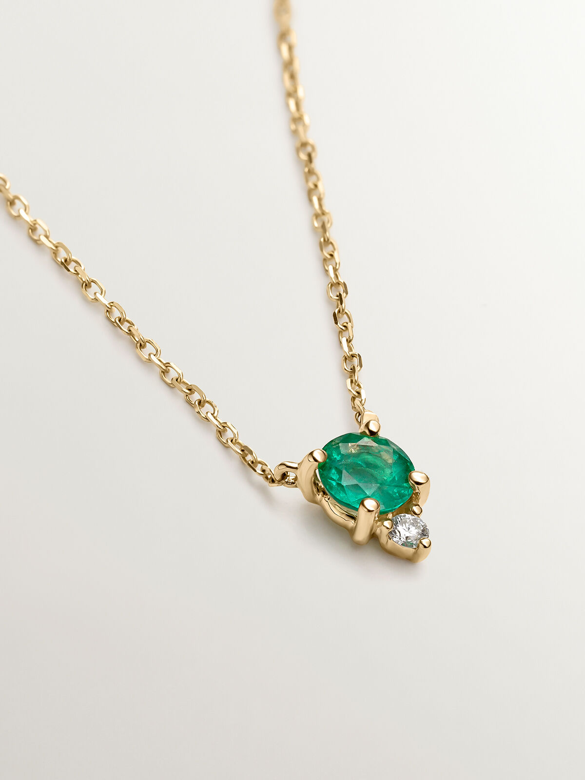 Yellow gold outlet emerald pendant