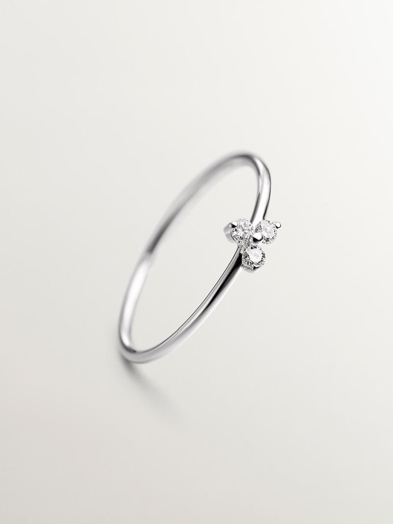 18K White Gold Ring with Diamonds image number 4