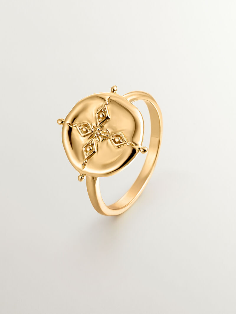 925 Silver ring bathed in 18K yellow gold with a medallion shape. image number 0