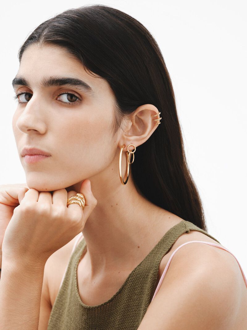Double hoop earrings made of 925 silver, bathed in 18K yellow gold. image number 5