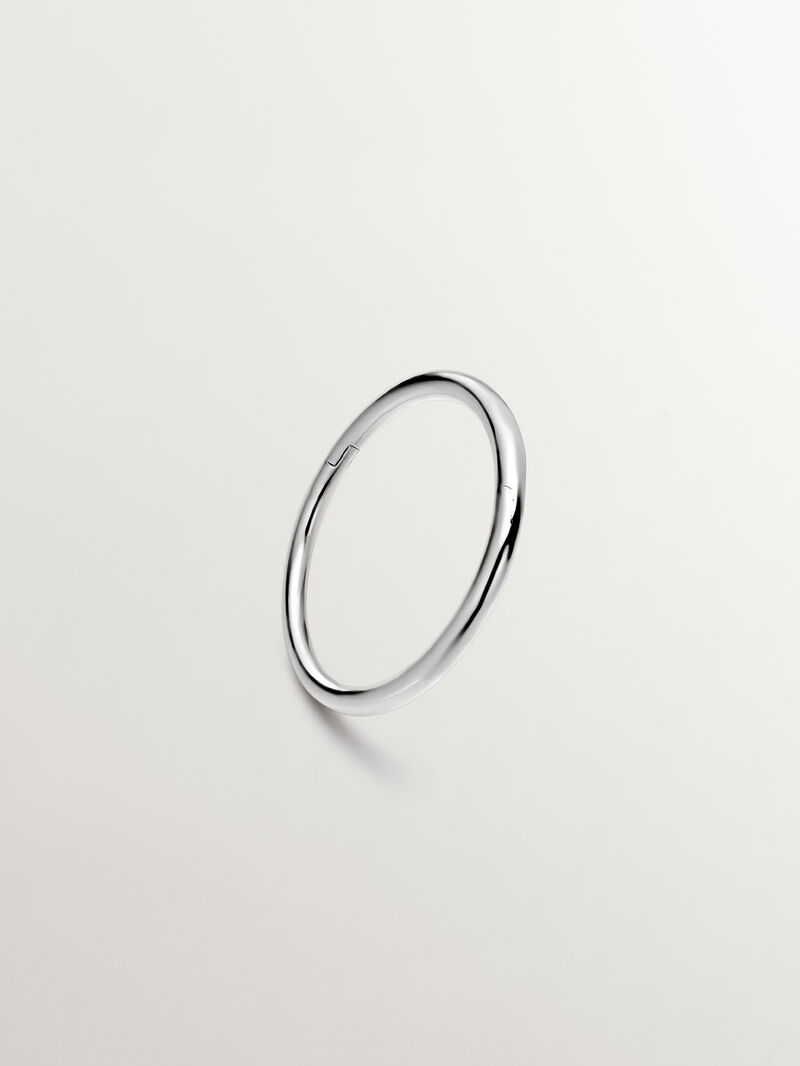 Individual small hoop earring made of 9K white gold. image number 4