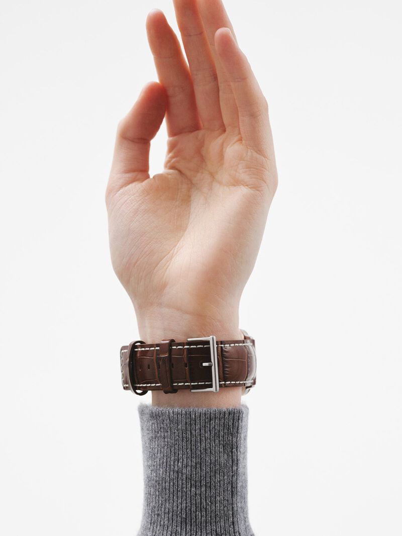 Brown crocodile-finish leather band for Apple Watch image number 1