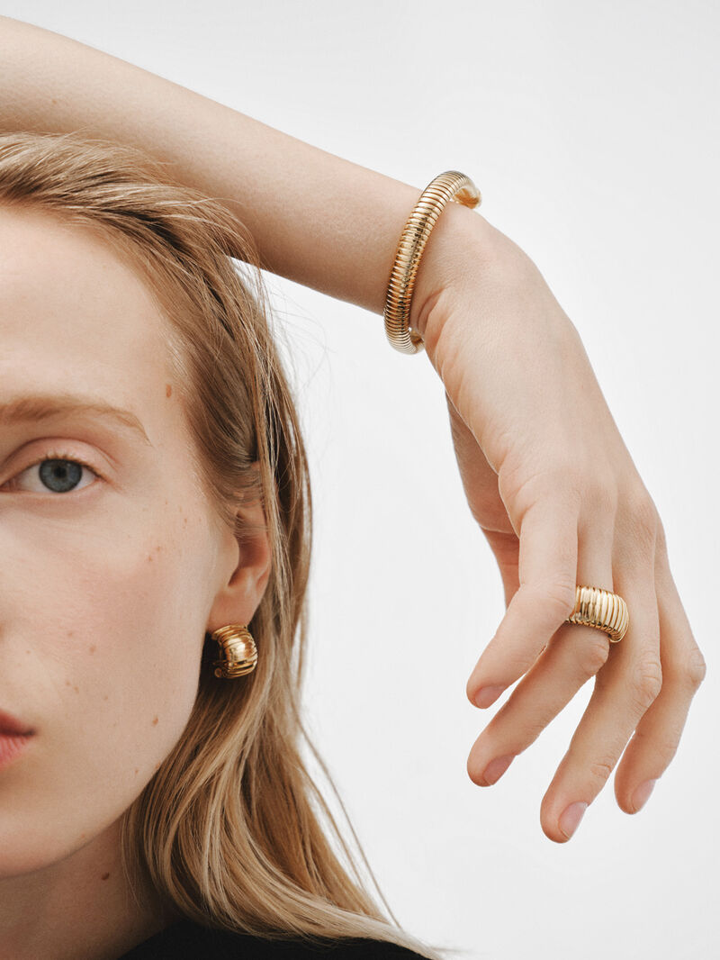 Tubogas earrings in 925 silver plated in 18K yellow gold image number 4