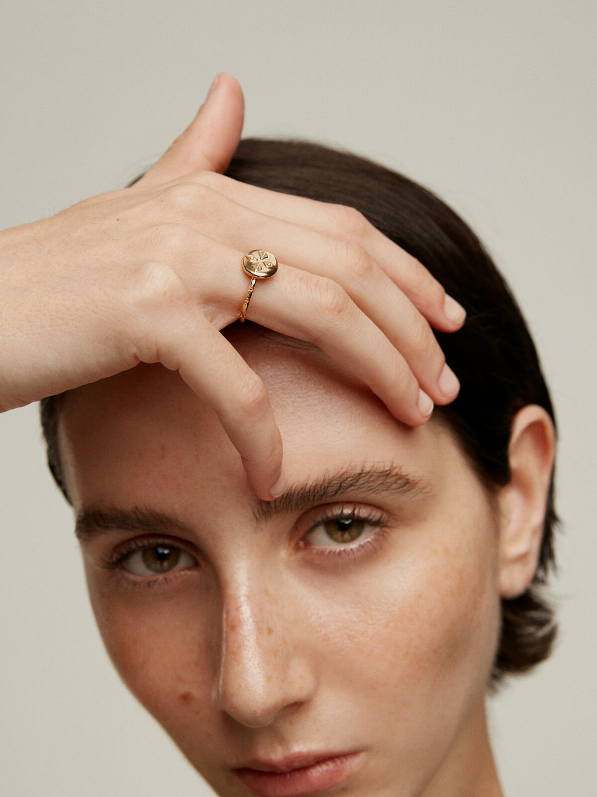 Medallion of top love ring