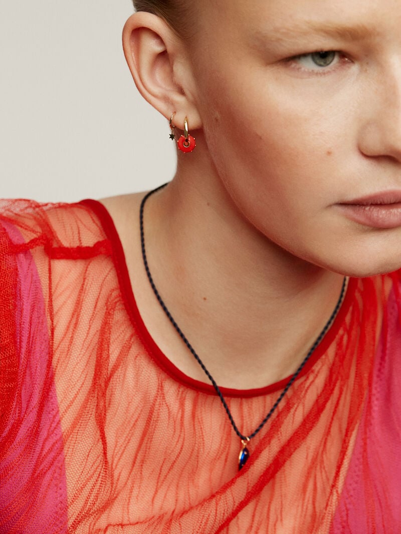 Individual small hoop earring made of 9K yellow gold with a star. image number 4