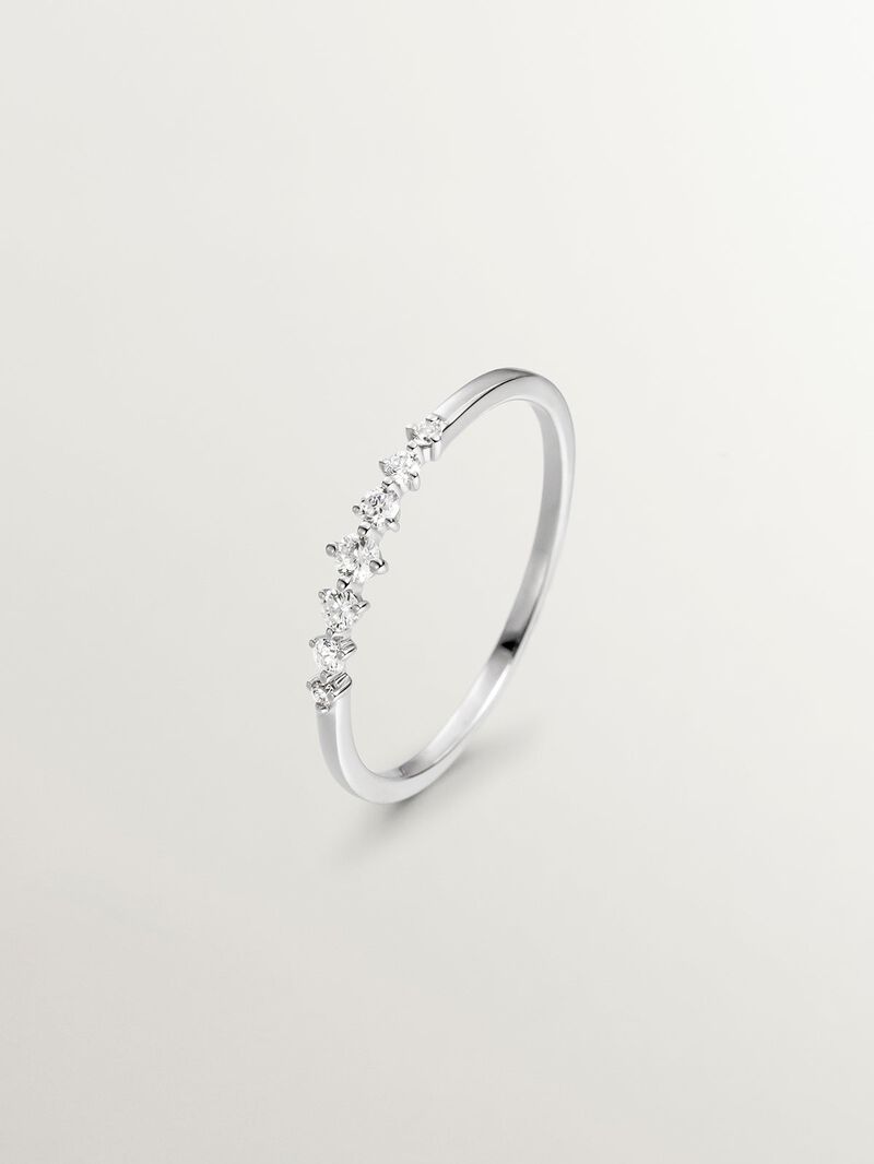 18K white gold ring with brilliant cut diamonds image number 0
