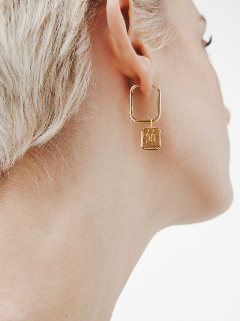 925 silver charm bathed in 18k yellow gold with number 2 image number 1