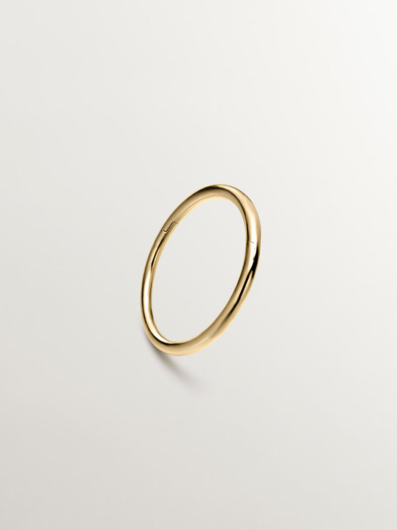 Small individual 9K yellow gold hoop earring image number 2