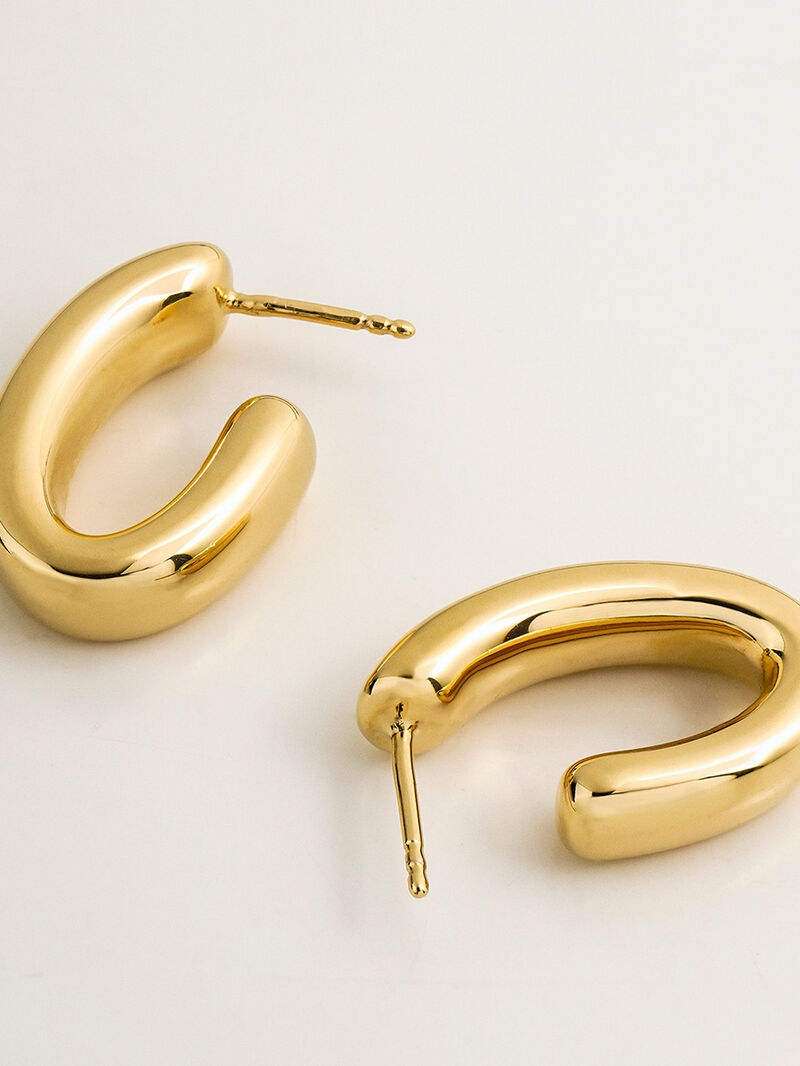 Small oval hoop earrings in 925 silver coated in 18K yellow gold image number 5