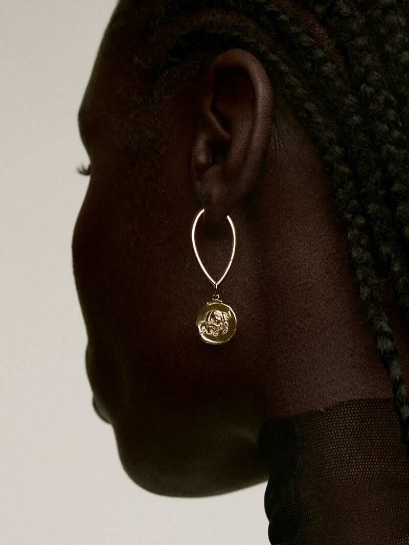 925 Silver Taurus Charm bathed in 18K yellow gold. image number 1