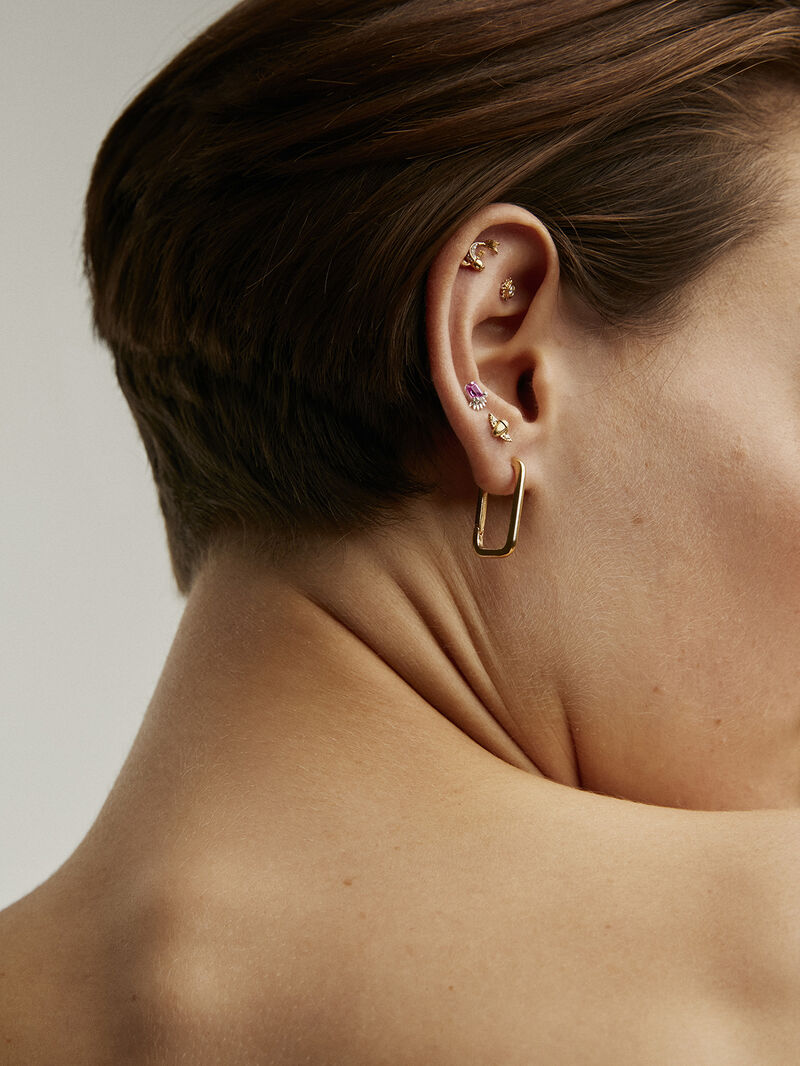 18K yellow gold piercing with diamonds in the shape of a beetle. image number 5