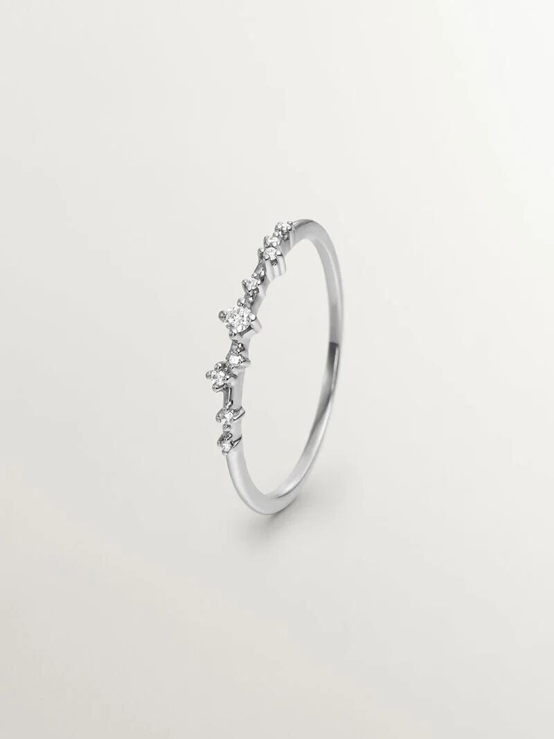 18K White Gold Ring with Diamonds image number 0