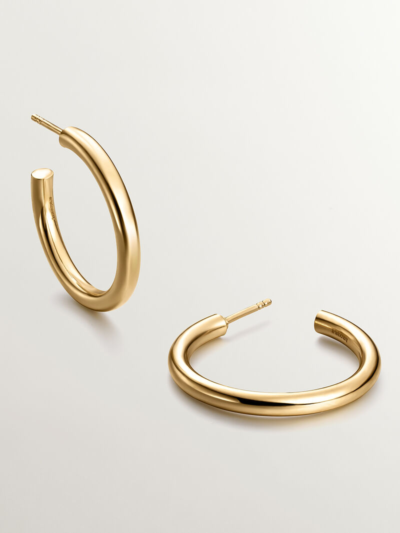 Medium-sized hoop earrings made of 925 silver, coated in 18K yellow gold. image number 2