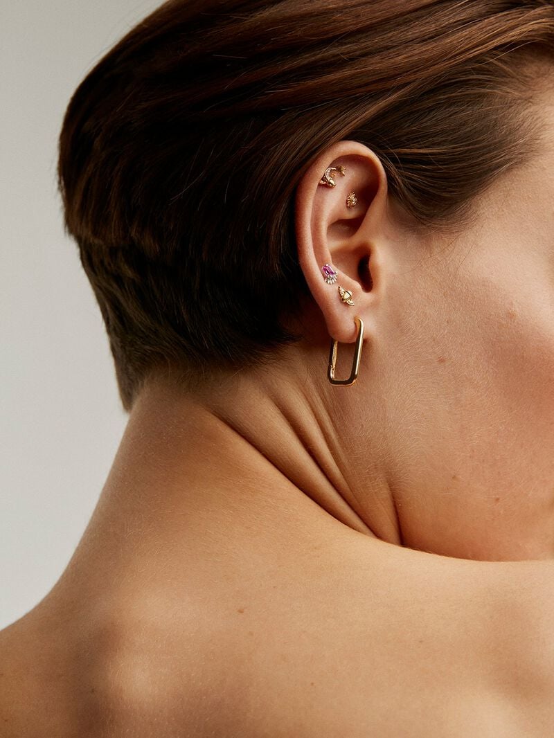 18K yellow gold piercing with diamonds in the shape of a beetle. image number 5