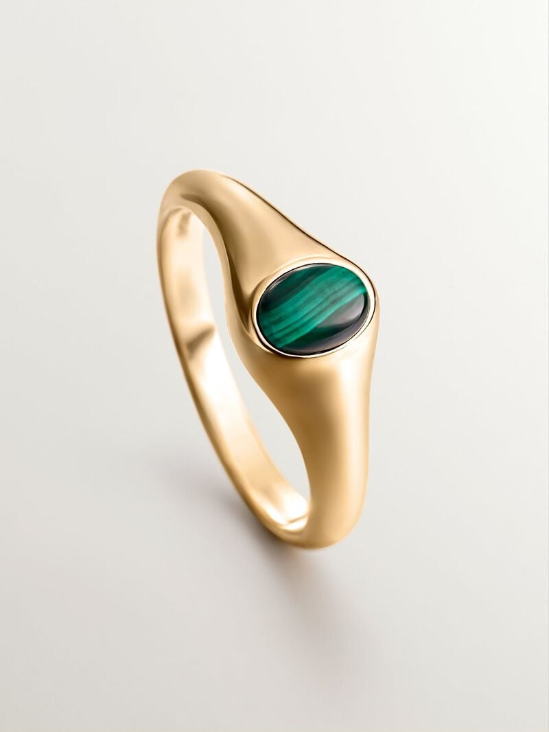 9K Yellow Gold Signet Ring with Green Malachite image number 4