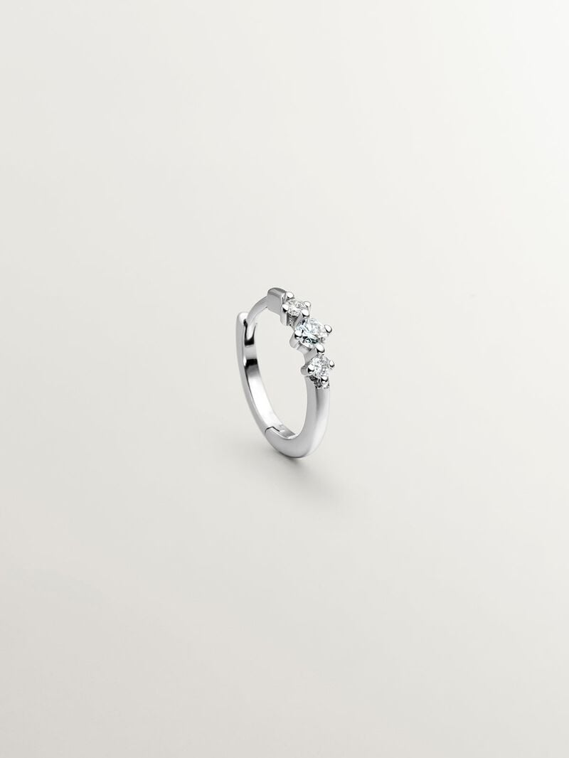 Small individual 18K white gold hoop earring with triple diamond. image number 0