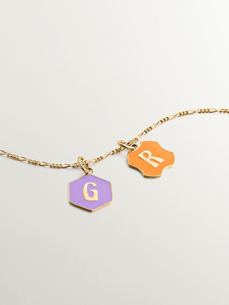 Charm in 925 sterling silver plated in 18K yellow gold with initial R and orange enamel with irregular shape image number 4