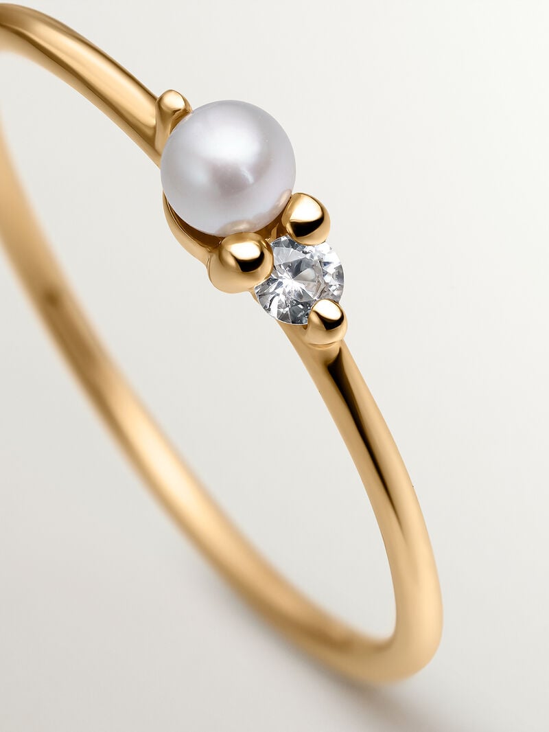 9K Yellow Gold Ring with Pearl and White Sapphire image number 2