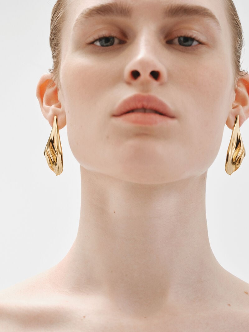18K yellow gold plated 925 silver earrings with texture image number 3