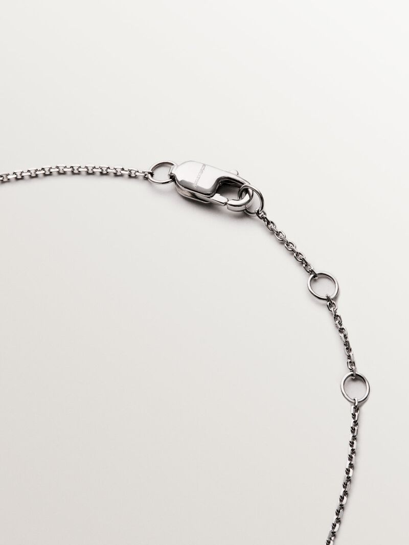 9K white gold bracelet with rhombus shape and diamonds image number 4