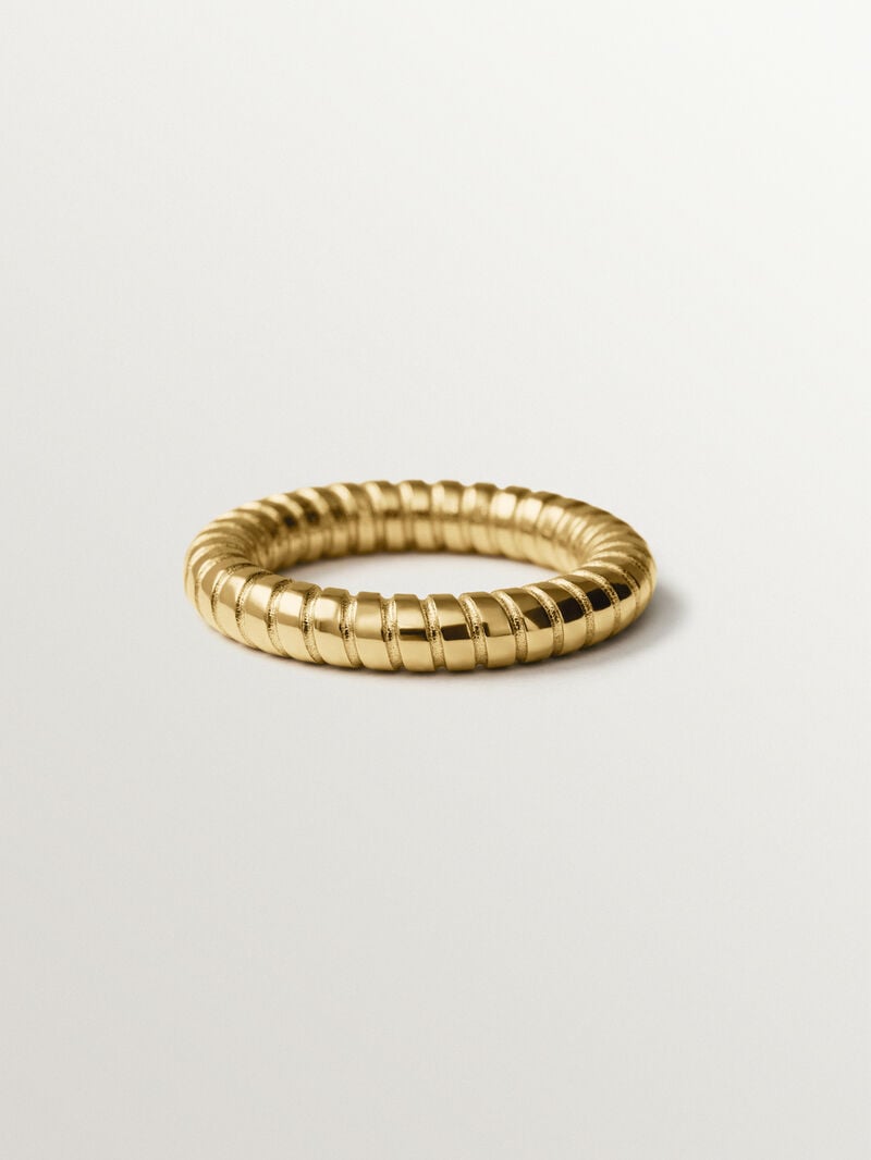 Anillo mediano gallonado de plata 925 bañada en oro de 18K image number 2