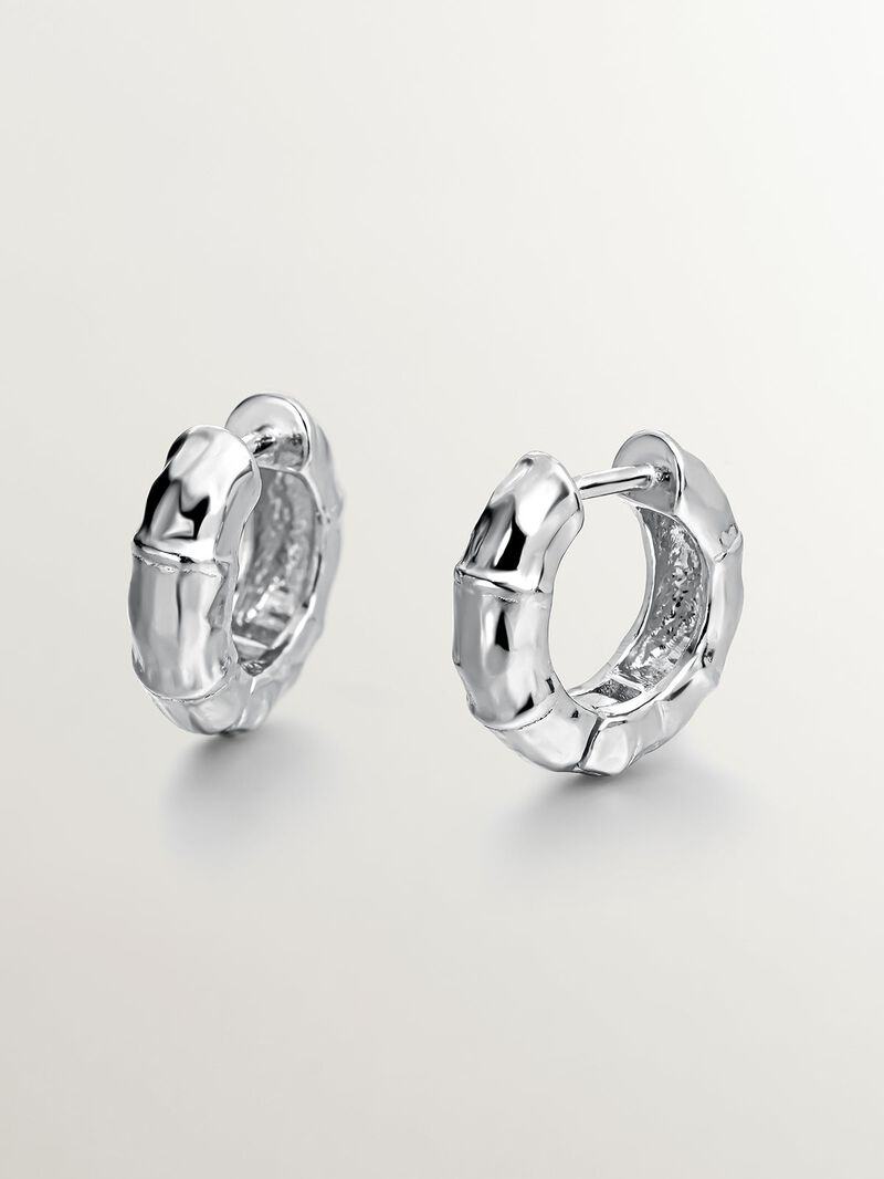 Small 925 silver hoop earrings with bamboo texture. image number 0