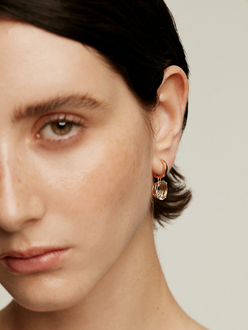 Large hoop earrings made of 925 silver plated in 18K yellow gold with green quartz. image number 3