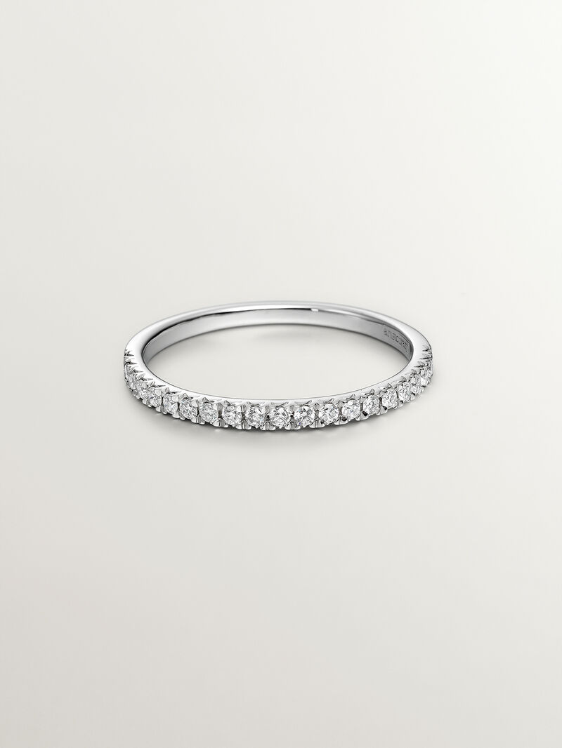 18K white gold ring with brilliant cut diamonds image number 2