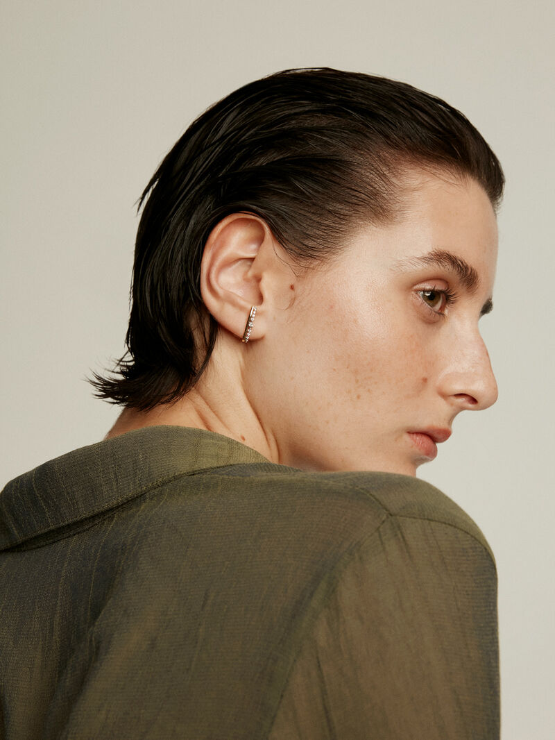 Right individual climber earring made of 18K yellow and white gold with diamonds. image number 3