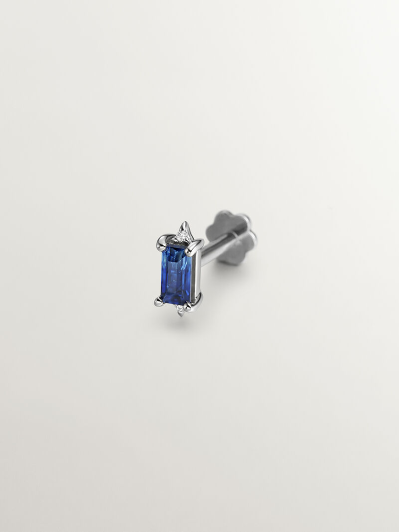 Individual 18k white gold pending with blue sapphire and white diamonds image number 2