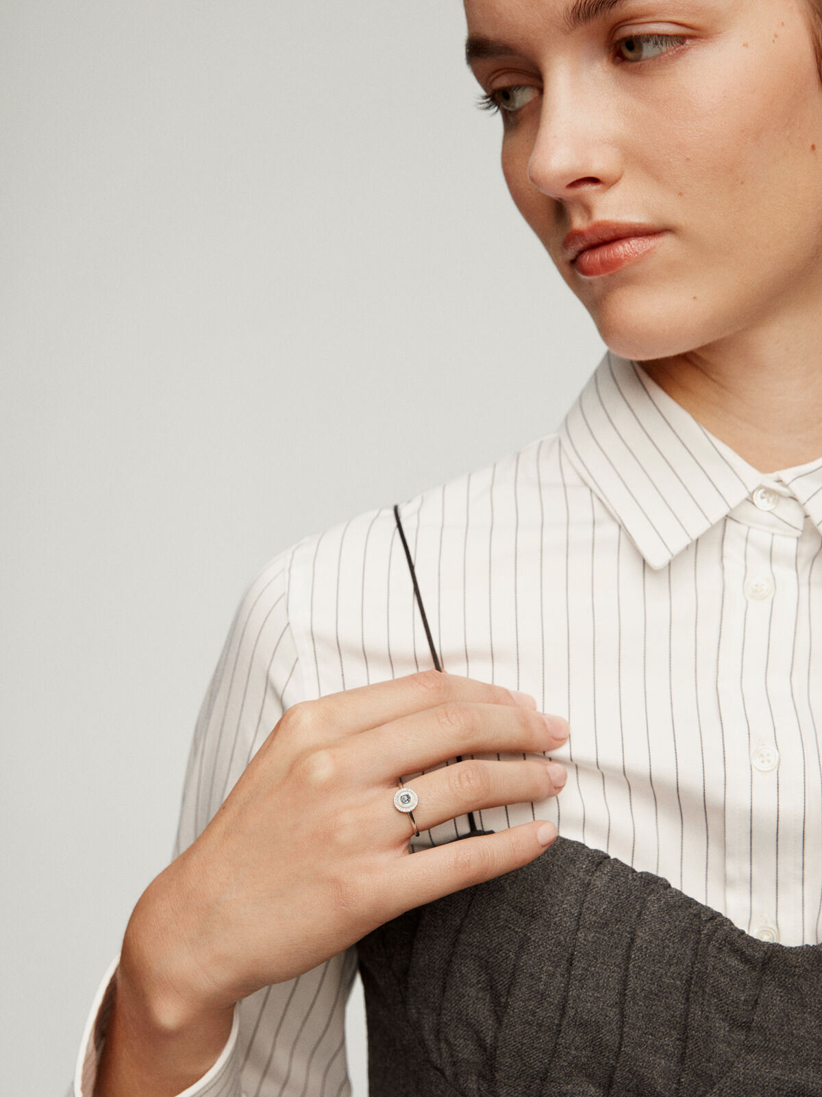 Anillo topacio azul discount aristocrazy
